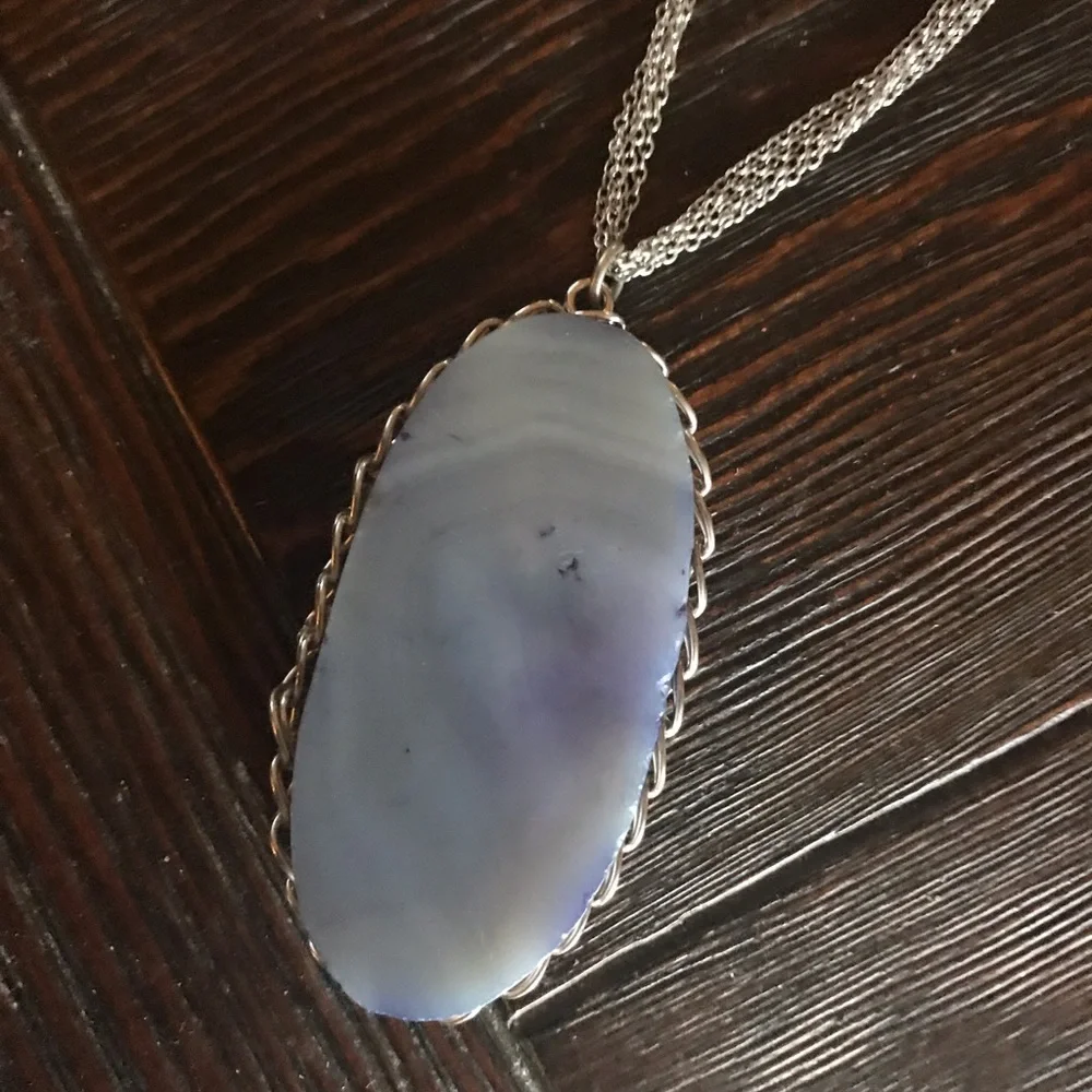 Lovely ladies necklace with stone pendant silver layered chain - Picture 9 of 10